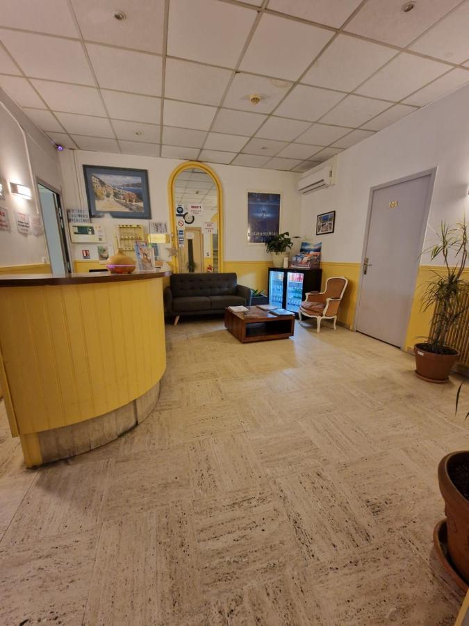 Hotel Du Nord Cannes Exterior foto